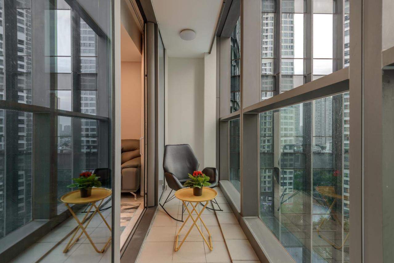 Landmark 81 - Imperial Residence Хошимин Екстериор снимка